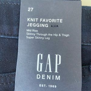 Gap Jegging